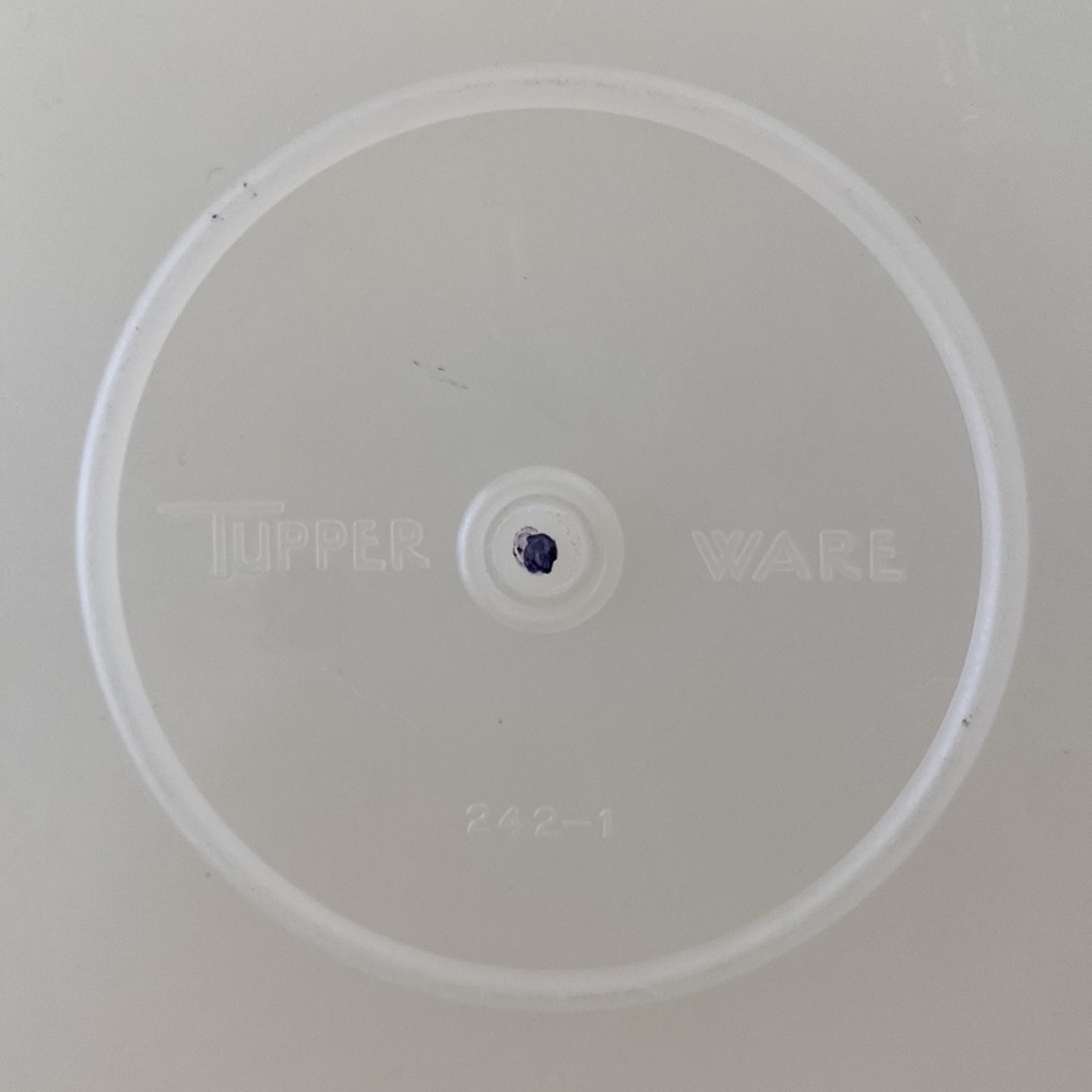Vintage Tupperware Round Storage Container - Picture 3 of 3